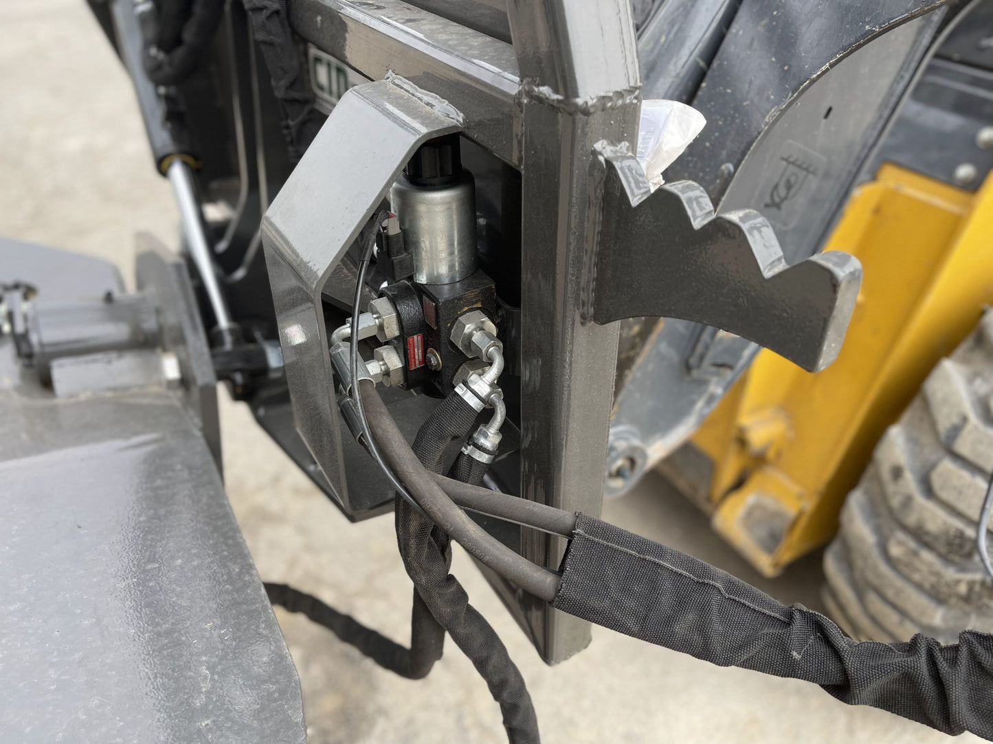 Tree Shear - Hydraulic Rotating - by CID