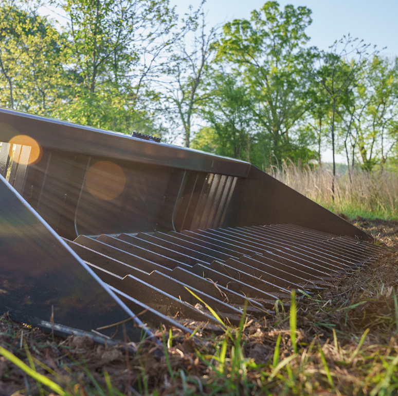 Standard Duty Rock Bucket - by CID